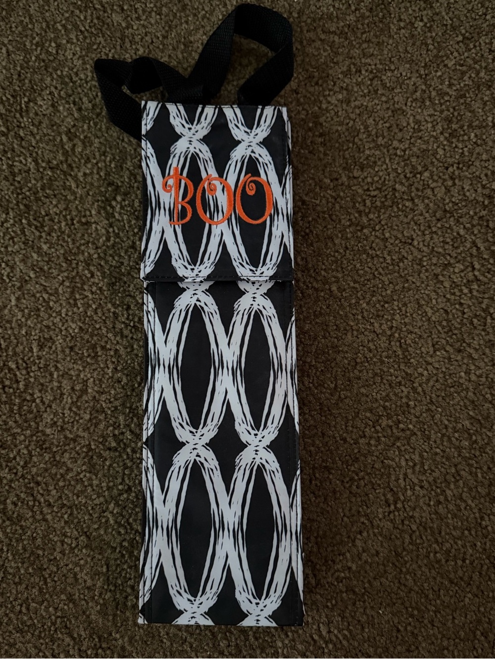Black & White 'BOO' Wine Bottle Tote - Halloween Accent